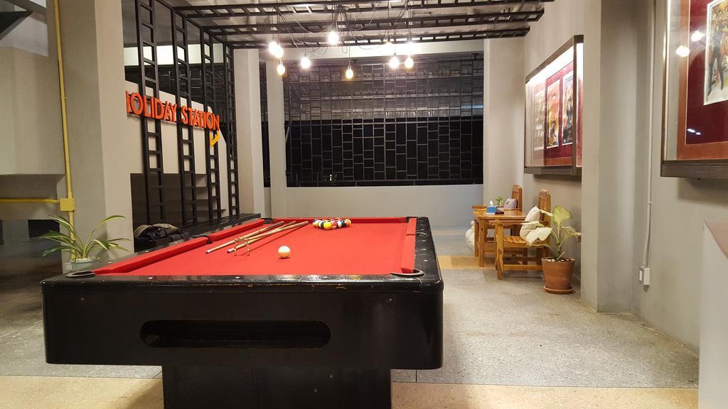 Holiday Station Hostel Краби Экстерьер фото